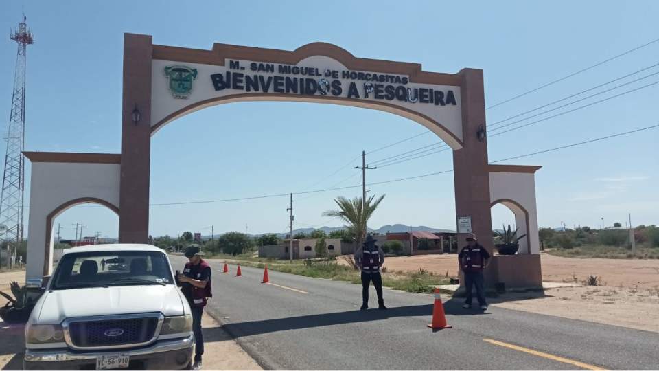 Visitan inspectores la localidad de Pesqueira