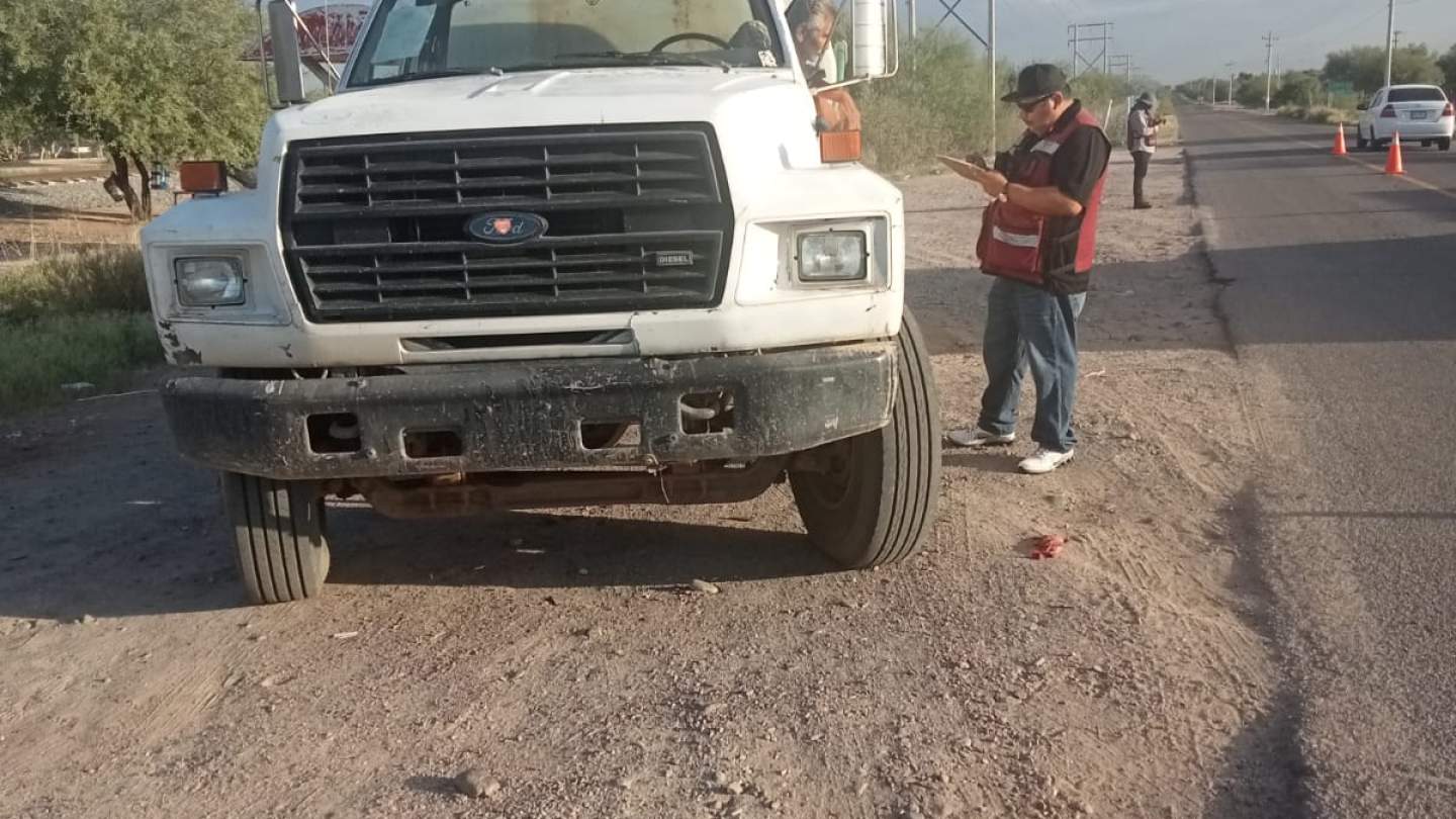 Invitan inspectores a renovar licencia