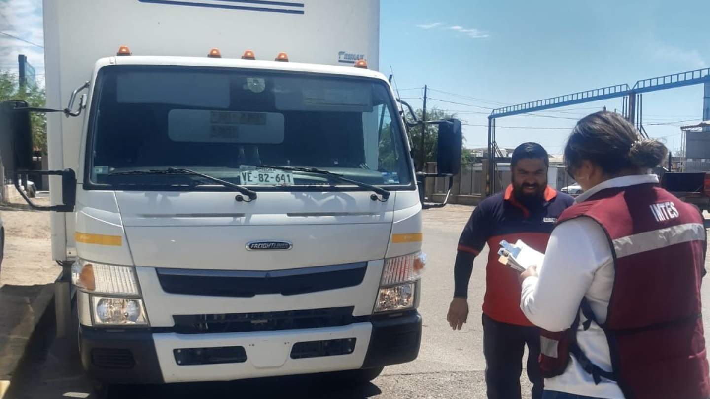 Inspeccionan transporte de carga exprés 