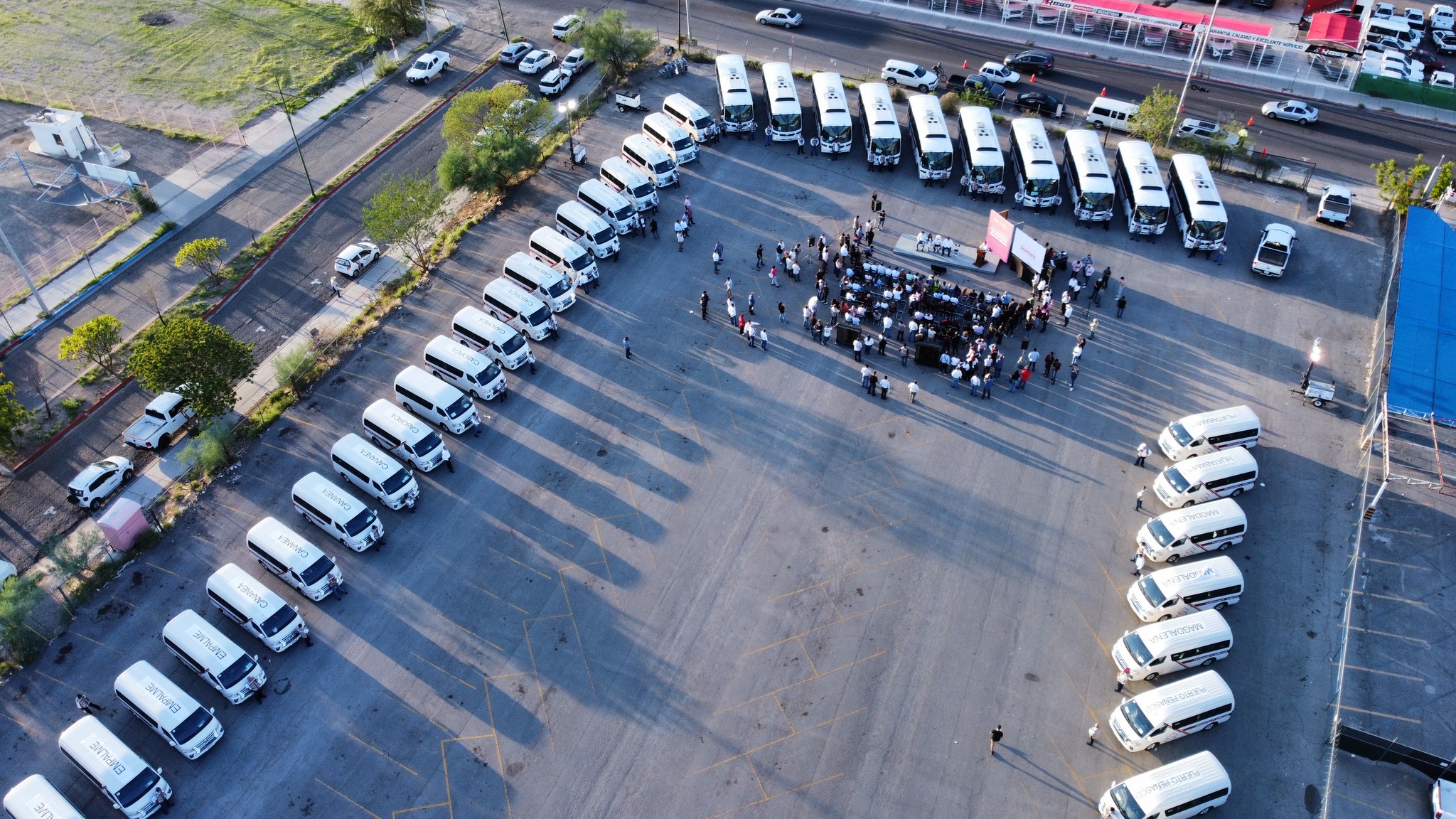 Se refuerza transporte público urbano